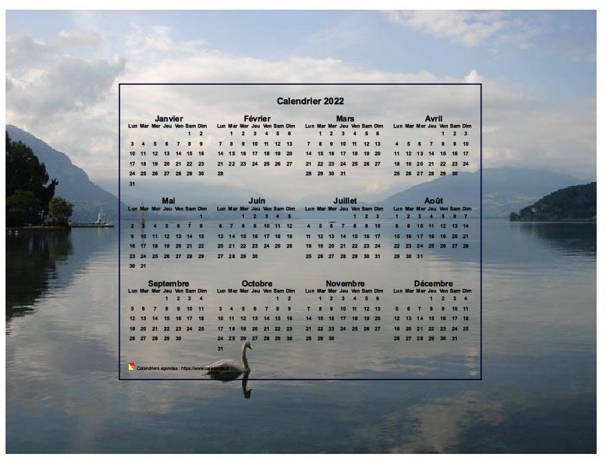 Calendrier 2022 annuel, format paysage, quatre colonnes par trois lignes, incrusté au centre d'une photo