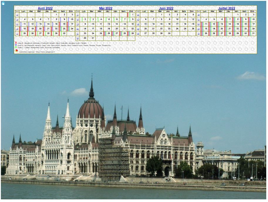 Calendrier à imprimer de quatre mois, format paysage, au dessus de la partie supérieure d'une photo