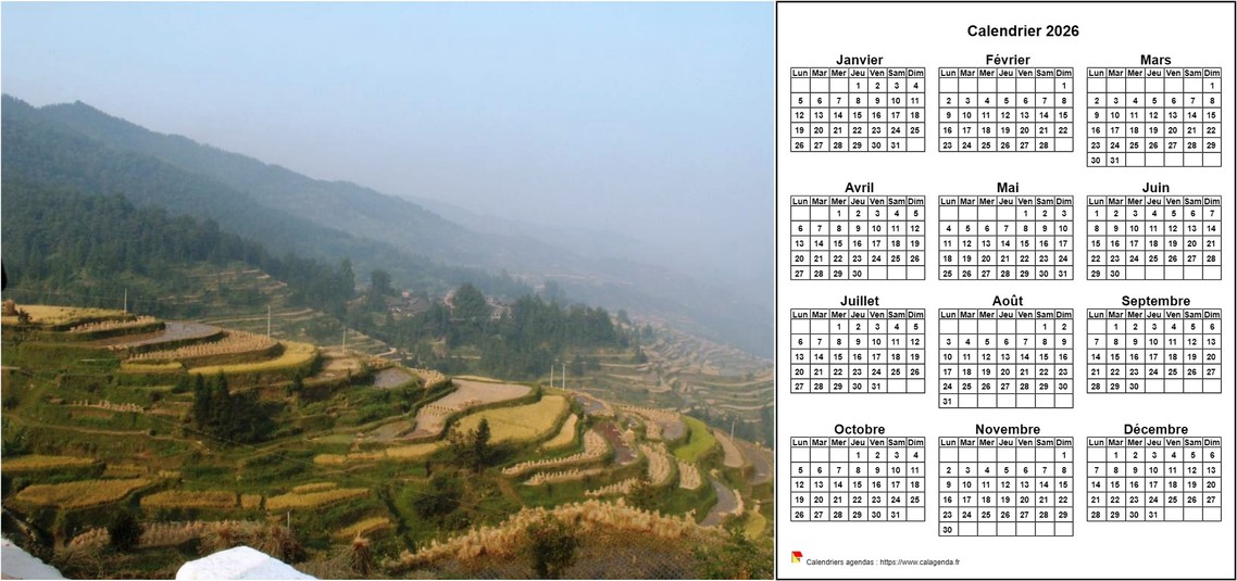 Calendrier 2026 annuel à imprimer, format paysage, une ligne par trimestre, à droite d'une photo