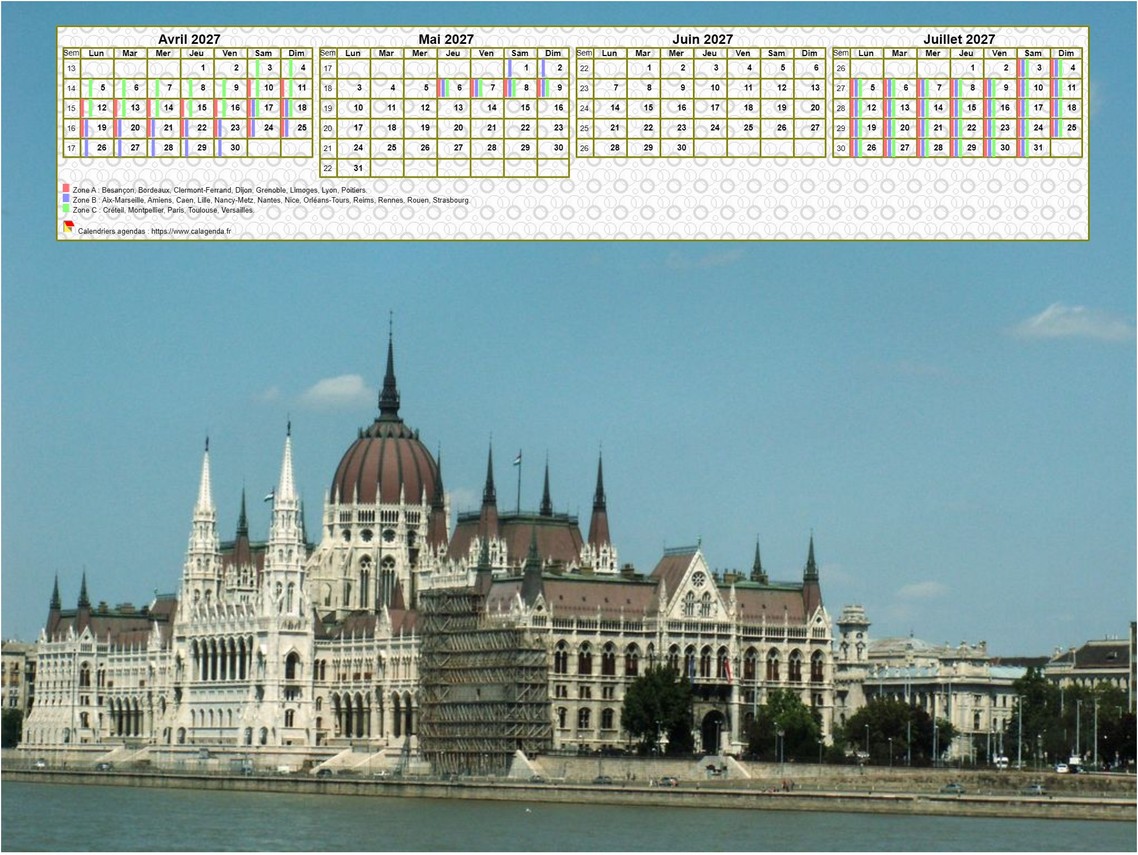 Calendrier à imprimer de quatre mois, format paysage, au dessus de la partie supérieure d'une photo
